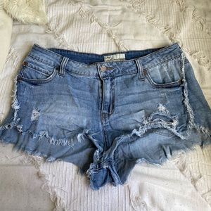 Blue denim shorts. Size 29.